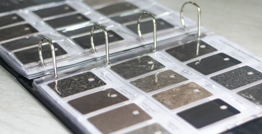 Ντοσιέ με πολλές επιλογές χρωμάτων για επιφάνεια laminate