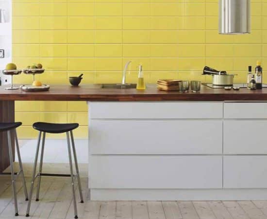 Τι υλικό να επιλέξετε για τον πάγκο και την πλάτη της κουζίνας σας