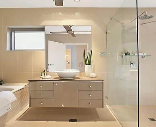 Που κυμαίνονται οι τιμές σε μια ανακαίνιση μπάνιου;