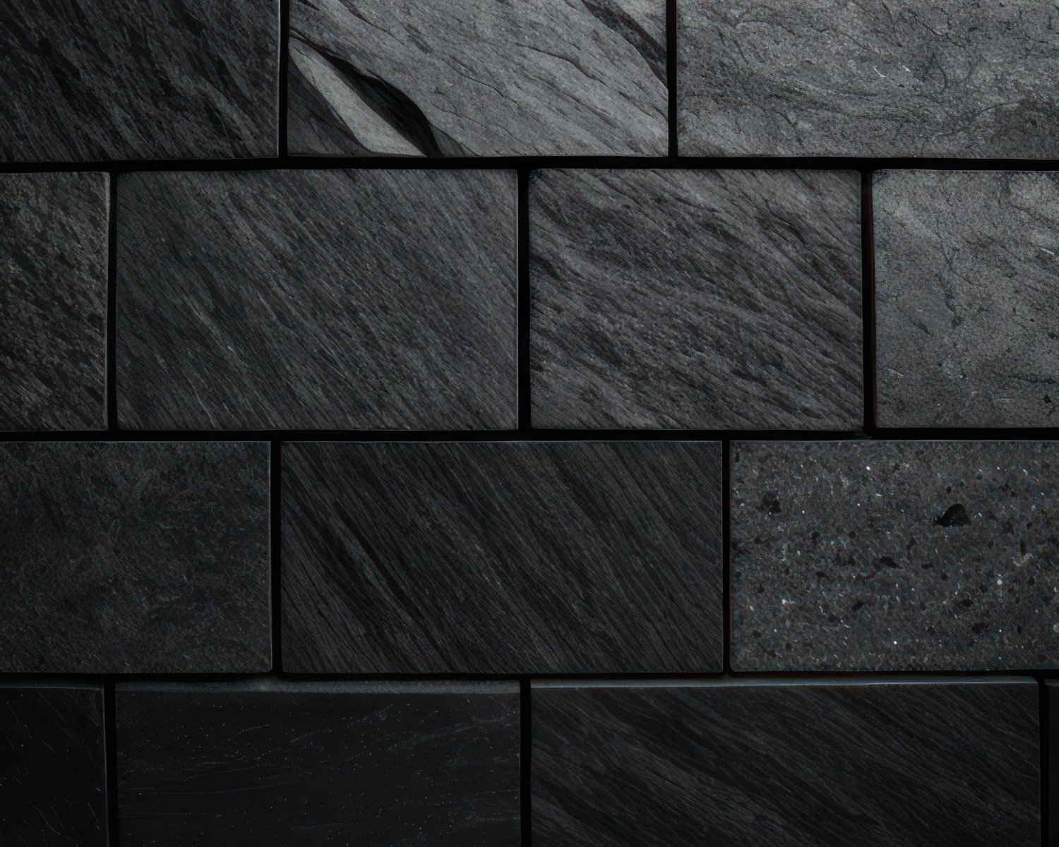 μαύρα πλακάκια