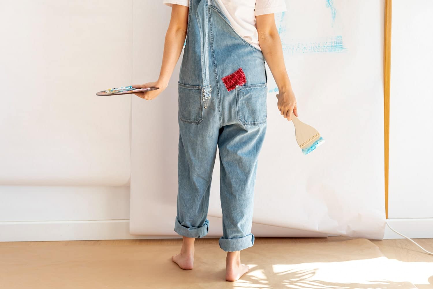 Πώς να επιλέξετε το σωστό χρώμα για το σαλόνι σας