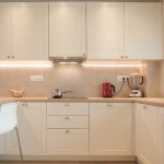 Αλλαγή πάγκου σε μια ανακαίνιση κουζίνας