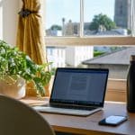 Κάντε το σαλόνι σας γραφείο!