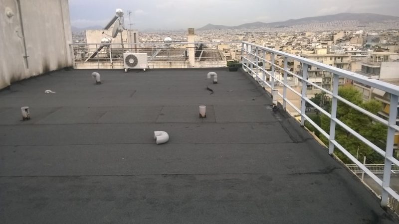 υγρομόνωση ταράτσας με ασφαλτόπανα σε πολυκατοικία Αθήνα