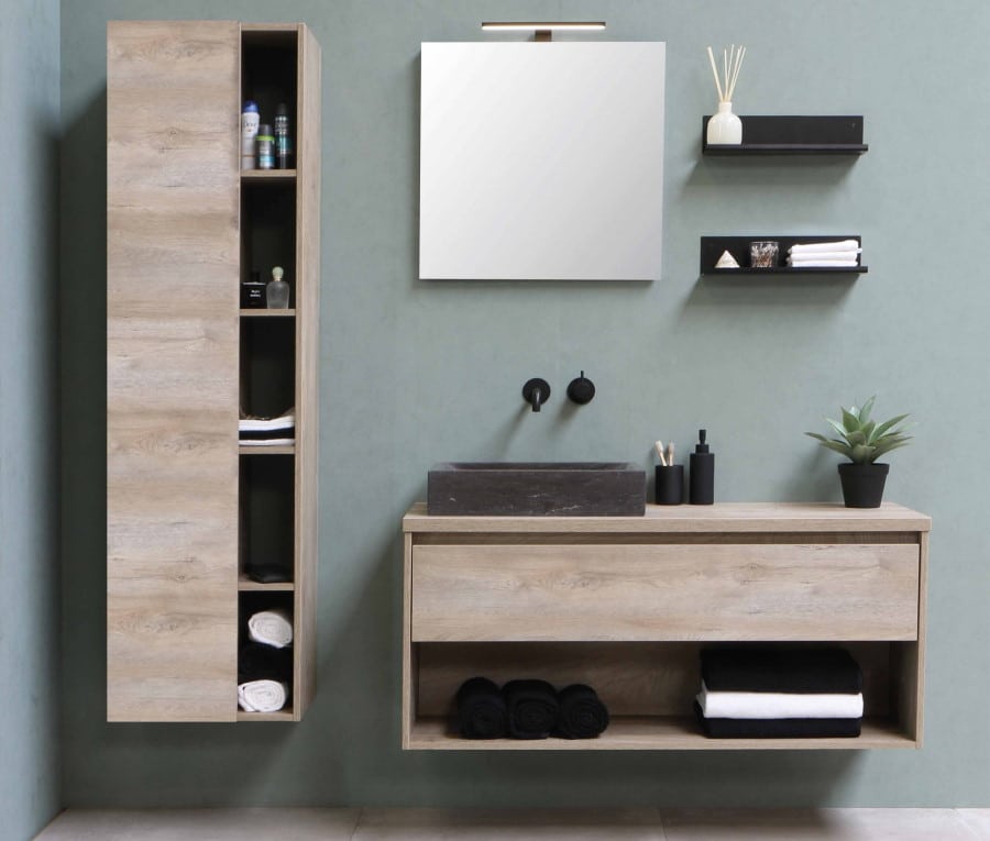 minimal μπάνιο με ξύλινο έπιπλο και μοντέρνο σχεδιασμό σε ανακαίνιση μπάνιου